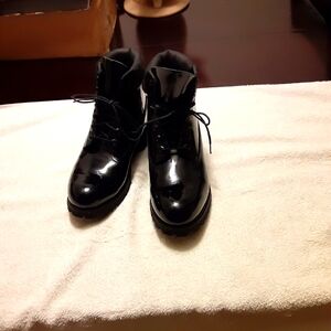 Rare Mens Timberland Patent Leather Boots Size 9 EUC
